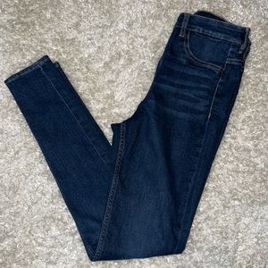 H&M Dark Wash High Rise Straight Leg Jeans - Size 6